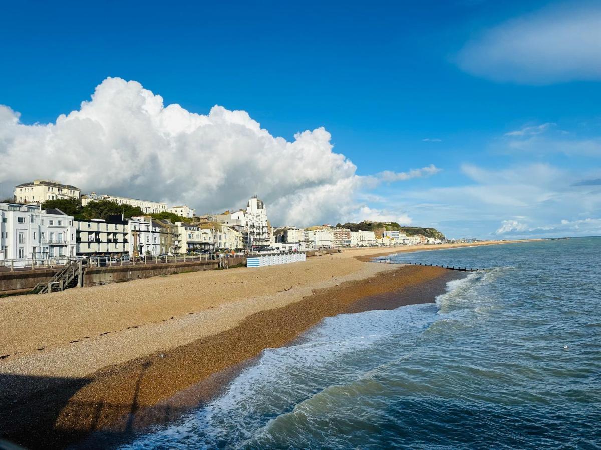 Newly Refurbished Two Bedrooms Flat St Leonards-on-Sea Екстер'єр фото